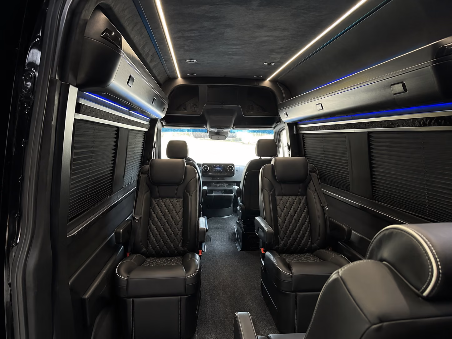 oakland parking shuttle and park and ride bus rentals